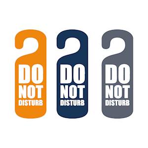 Finitions :
Impression quadri recto.
Découpe géométrique ou découpe à la forme
(sous réserves techniques).
Avantages :
Bonne tenue de l’encre, excellente finition.
Grâce à l’impression directe il est possible de réaliser
des petites, moyennes ... 